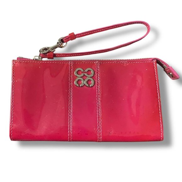 Coach Handbags - Coach Patent Leather Wristlet Clutch - Marks On Back